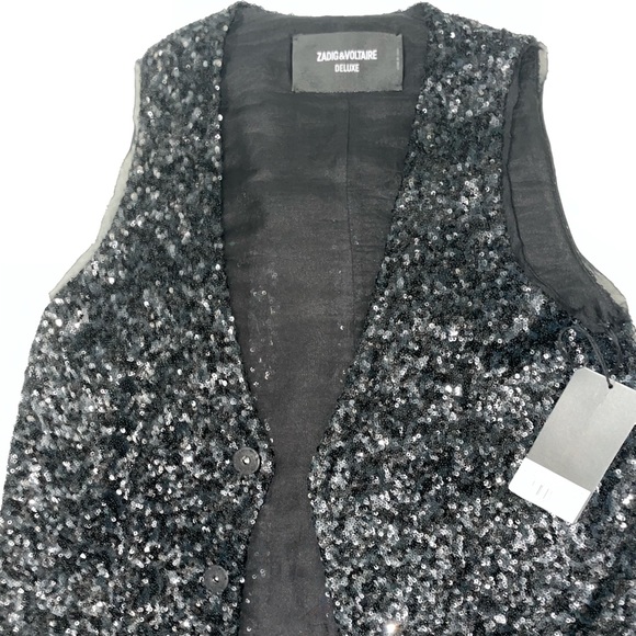 Brand new vest and the strap - Picture 4 of 8